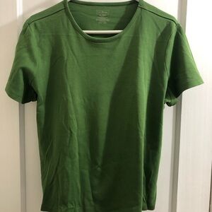 L.L. Bean Green Short Sleeve Tee